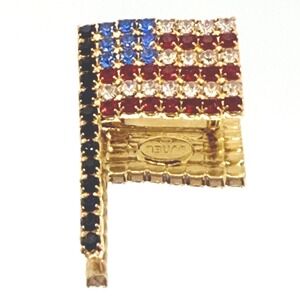 Dorothy Bauer Rhinestone American Flag Brooch Pin Patriotic‎ Jewelry Vintage